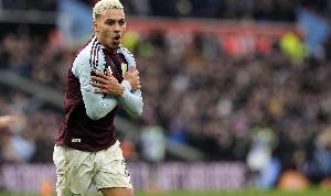 记者：维拉今夏不打算出售明星球员，引援空间非常有限