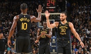 kaiyun sport-来个同花顺？半场勇士首发五虎得分平均 库追巴合砍30分！