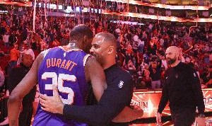 乌度卡：杜兰特将提升我们的水平 他会在幕后以独特方式领导球队