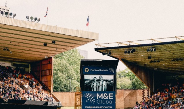 狼队赛前致敬若塔兄弟 主场将呈现壮观TIFO画面