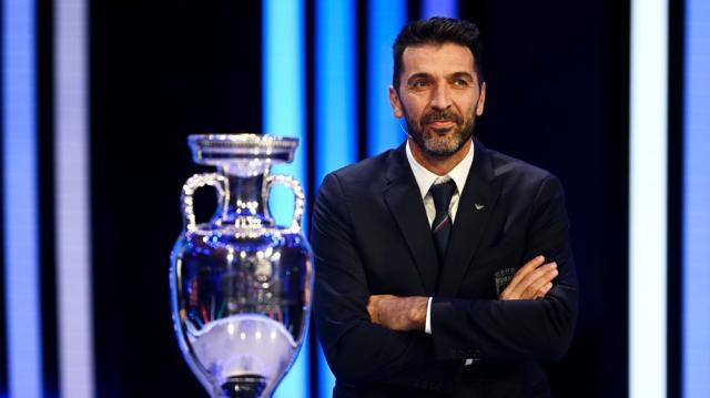 1703899641075051888.jpg 1703899047048.jpg